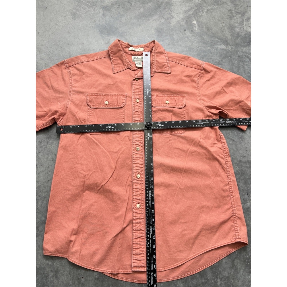 L.L. Bean Mens Traditional Fit Pink Peach Large Short Sleeved Button Down Shirt - Picture 2 of 5